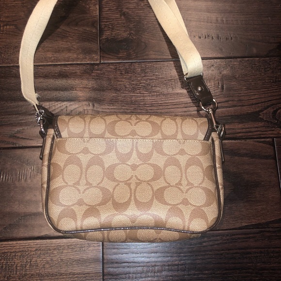 Coach Crossbody - Picture 2 of 7